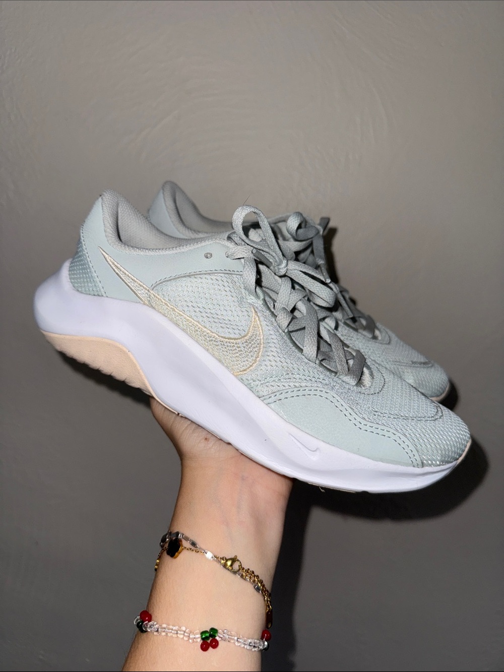 Nike Promina Walking Shoes Light Silver Metallic Women’s Size 6